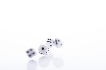 Würfel während einnes Spielzuges mit Bewegungsunschärfe