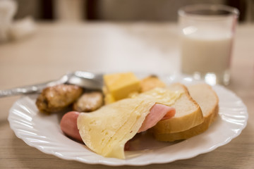 Russian Breakfast, soft focus