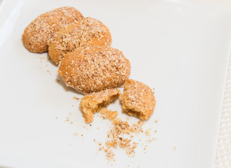Christmas honey cakes with nuts
