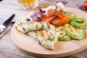 Chicken breast with grilled vegetables