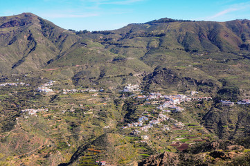 Fototapeta na wymiar Vista de Tejeda desde el Roque Bentayga, Gran Canaria
