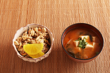 おいしそうな和風朝食
