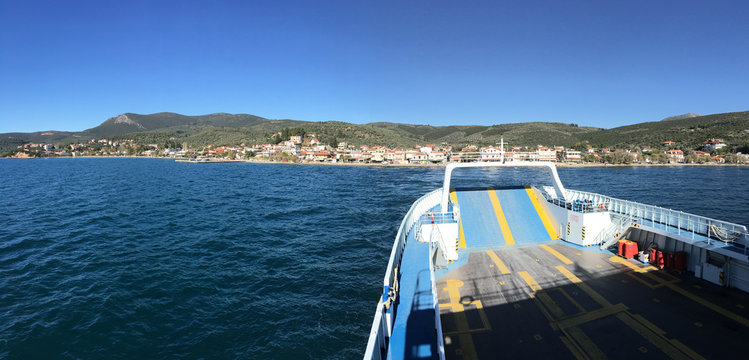 Ferry leaving Glyfa