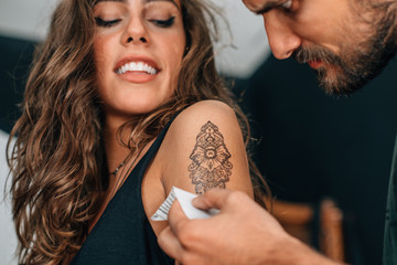 Temporary tattoo