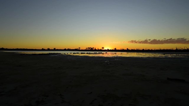 Sonnenuntergang überm Salzsee im Wheatbelt, Westaustralien, Australien, Timelapse