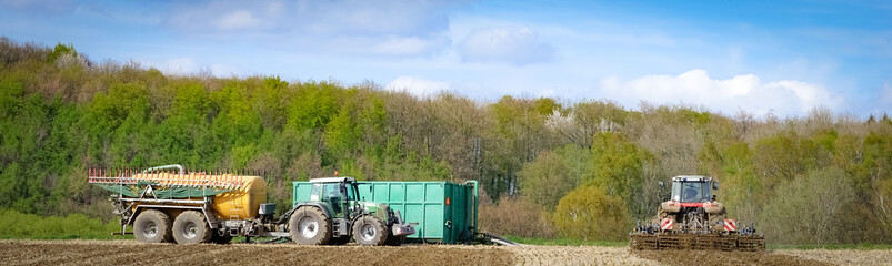 G&uuml;lletransport und Bodenbearbeitung, Banner
