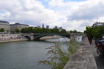 Sekwana w Paryżu/The Seine river in Paris, France
