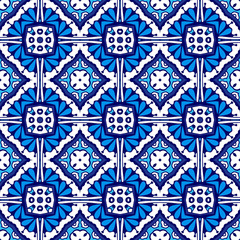 Blue and white tile pattern
