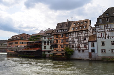 Strasbourg latem/Strasbourg in summer, France - obrazy, fototapety, plakaty