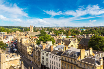 Fototapeta premium Panoramic aerial view of Oxford