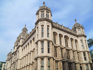 Fototapeta na wymiar King's College, University of London, viewed from Chancery Lane