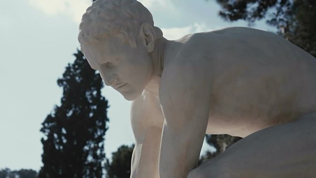 .Classical greek sculpture/statue,crane steadicam motion cu.100fps slow motion gimbal tracking shot.