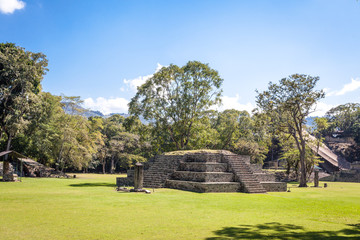Fototapeta na wymiar ancient Mayan city of Copan in Honduras