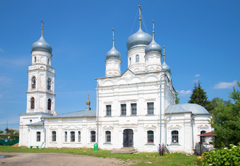 Fototapeta na wymiar Church of the Holy Trinity in Trinity Sloboda. Pereslavl-Zalessky, Golden ring of Russia