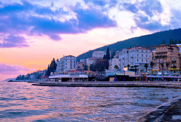 Obraz premium Town of Opatija waterfront sunset view