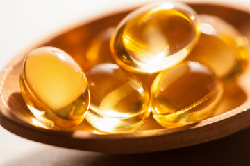 Capsules of a fish fat