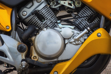 Motorbike engine with fugues