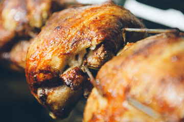 Grillhänchen - Broiler am Spieß