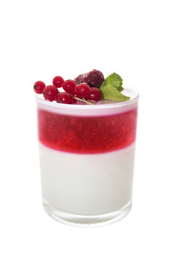 Red currant Panna cotta with raspberries and mint