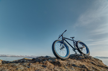 Fatbike. Fat tire bike.