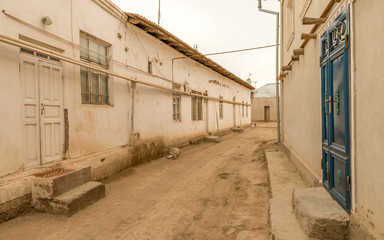 Fototapeta na wymiar Street of Khiva, Uzbekistan