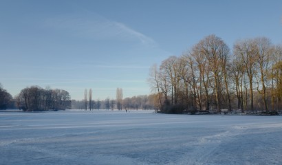 Englischer Garten in München im Winter