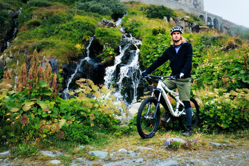 Obraz premium Young Man Cycling