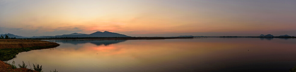 Fototapeta na wymiar Lake view in sunset time