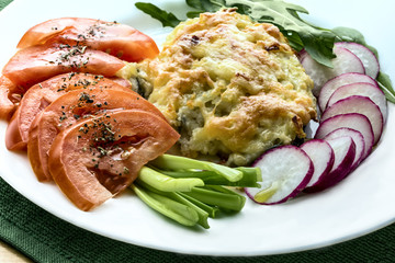 fresh vegetables with olive oil are a good complement to fish dishes