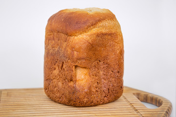 Homemade fresh white bread, cooked in a bread maker.