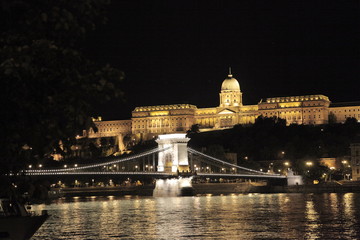 Fototapeta na wymiar Chain Bridge, Budapest, Hungary, night