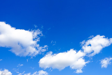 Fototapeta na wymiar blue-sky&clouds