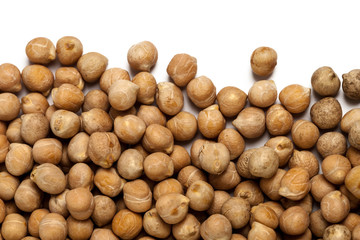 Fototapeta na wymiar Soybeans isolated on white background