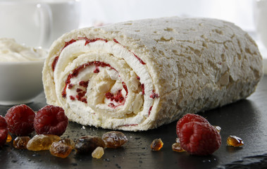 Himbeer Roulade