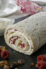 Himbeer-Roulade