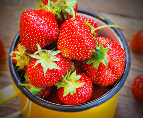 Strawberry Garden Rustic Cup Summer Food yellow Metal Background Selective Focus