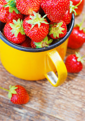 Strawberry Garden Rustic Cup Summer Food yellow Metal Background Selective Focus