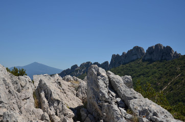 Dentelles de montmiraille