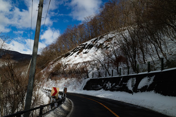 Road of the Kanetsu area with snow