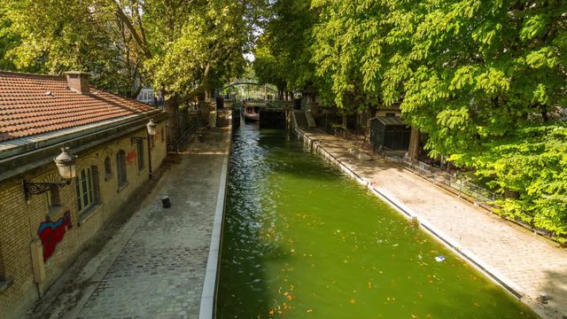 timelapse, canal de l'ourq,paris,france