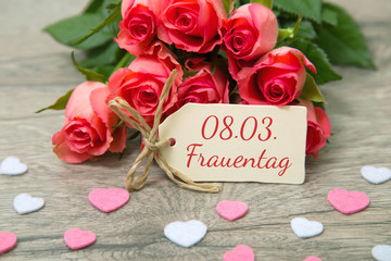 Bilder und Videos suchen: weltfrauentag