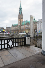 Naklejka premium Hamburg (Deutschland) - Rathaus and Kleine Alster