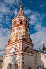 Fototapeta na wymiar Belfry in Suzdal, Russia.