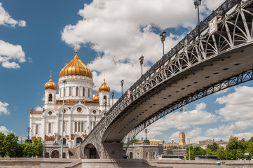 Patriarshy Bridge and The Cathedral of Christ the Saviour in Moscow,