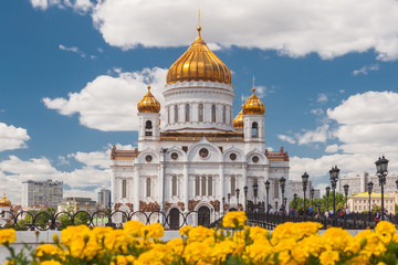 Fototapeta na wymiar Patriarshy Bridge and The Cathedral of Christ the Saviour in Moscow,