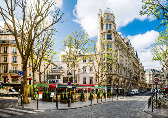 Obraz premium mały rynek w Paryżu, Francja