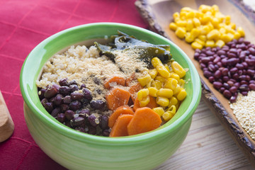 buddha bowl Quinoa and azukis 