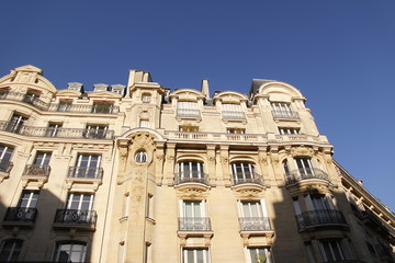 Fototapeta premium Immeuble ancien à Paris 