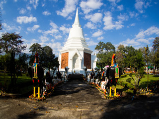 Fototapeta na wymiar Stupa of King Naresuan the Great King Memorial, Chiangdao