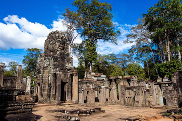 Obraz premium Bayon Temple with giant stone faces, Angkor Wat, Siem reap, Cambodia.